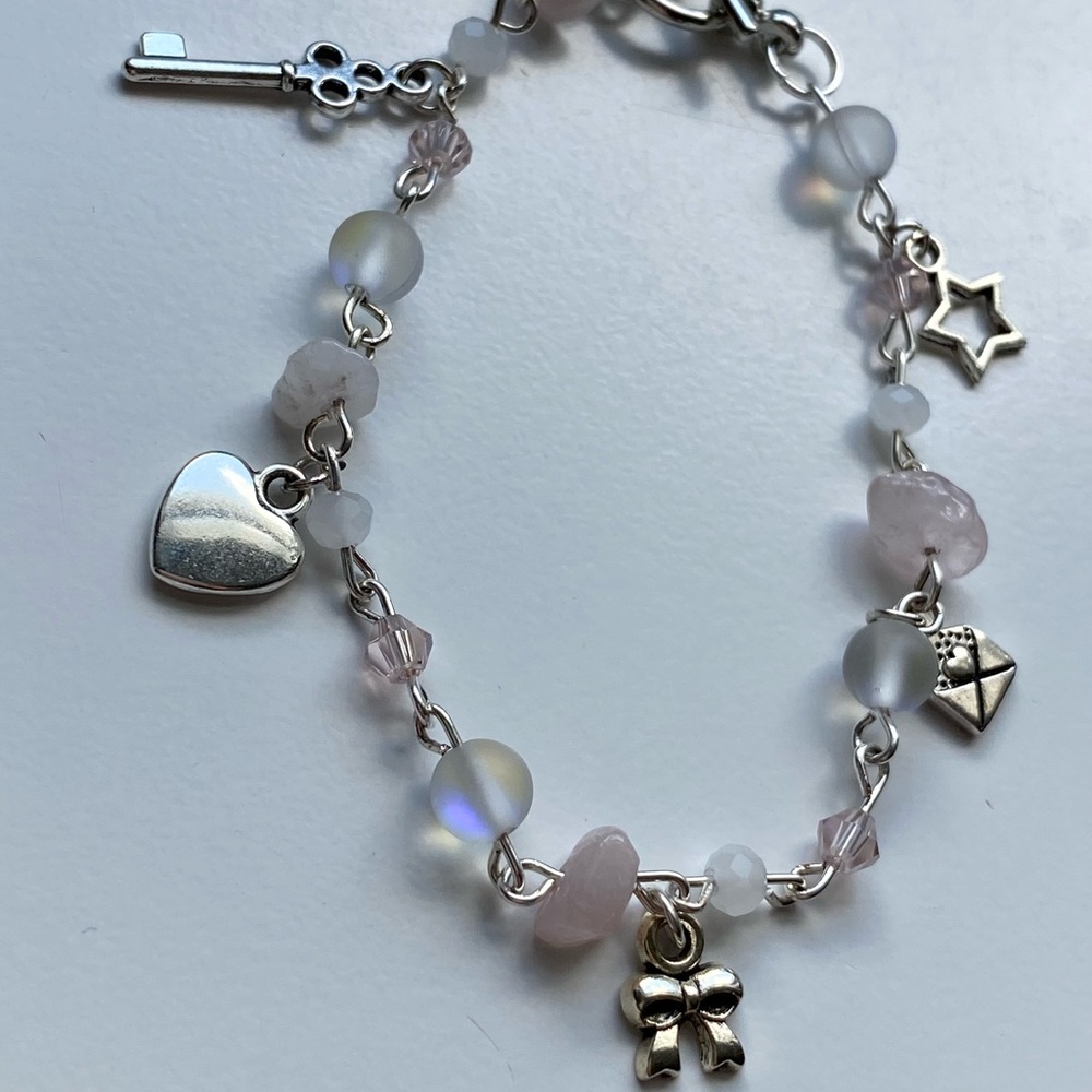 ❣︎ Pretty pink charm bracelet ❣︎